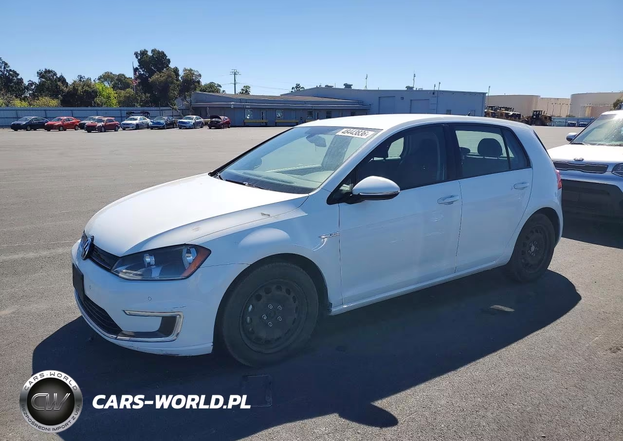 2015 Volkswagen E-Golf Limited