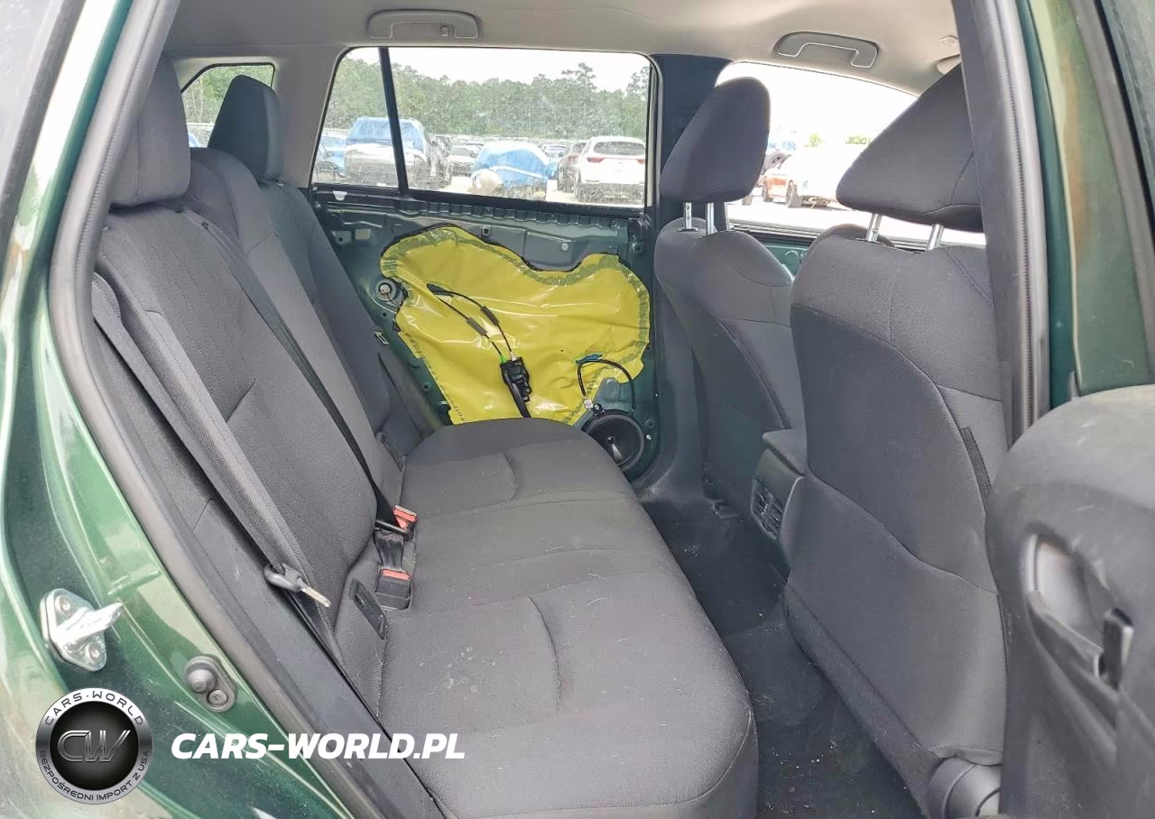 2023 Toyota Corolla Cross Le VIN:7MUCAAAG8PV038004 - 11
