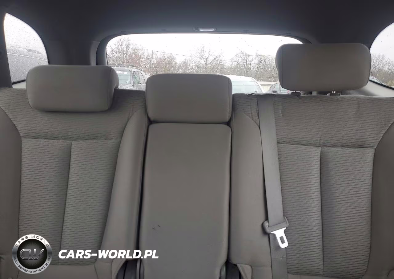 2008 Hyundai Santa Fe Gls VIN:5NMSG13D18H138618 - 10