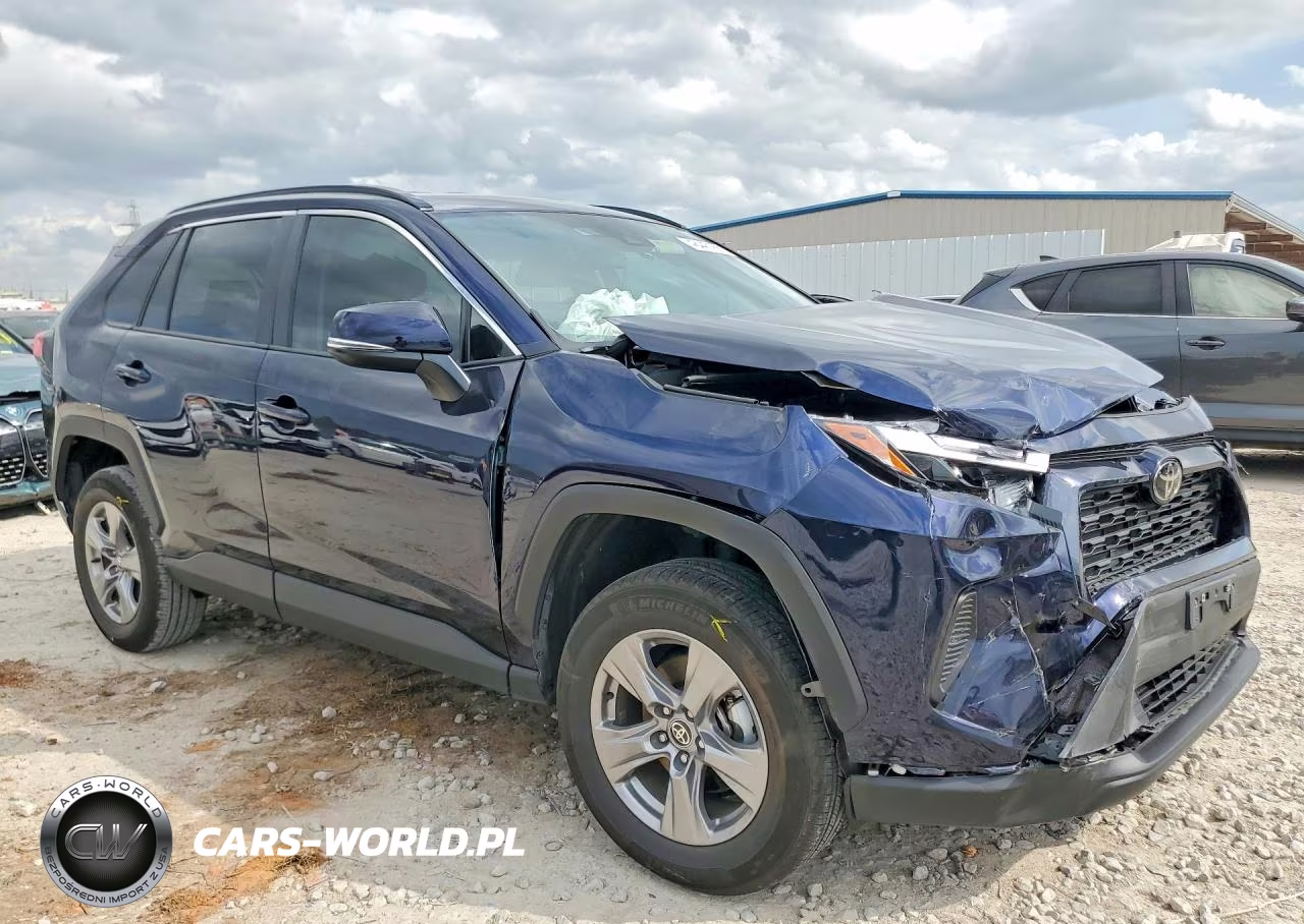 2024 Toyota Rav4 Xle VIN:2T3W1RFV2RW358563 - 4