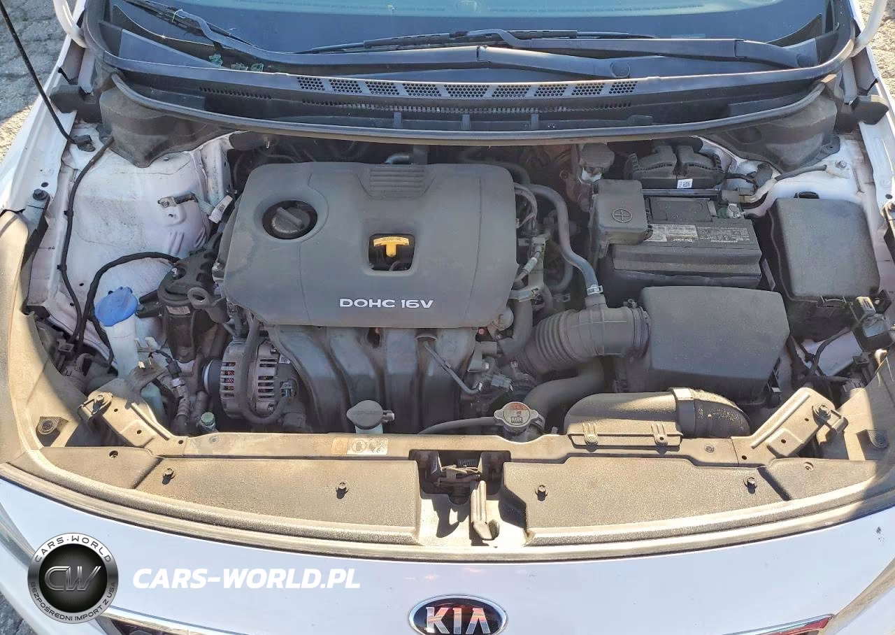 2018 Kia Forte S VIN:3KPFL4A71JE218395 - 11