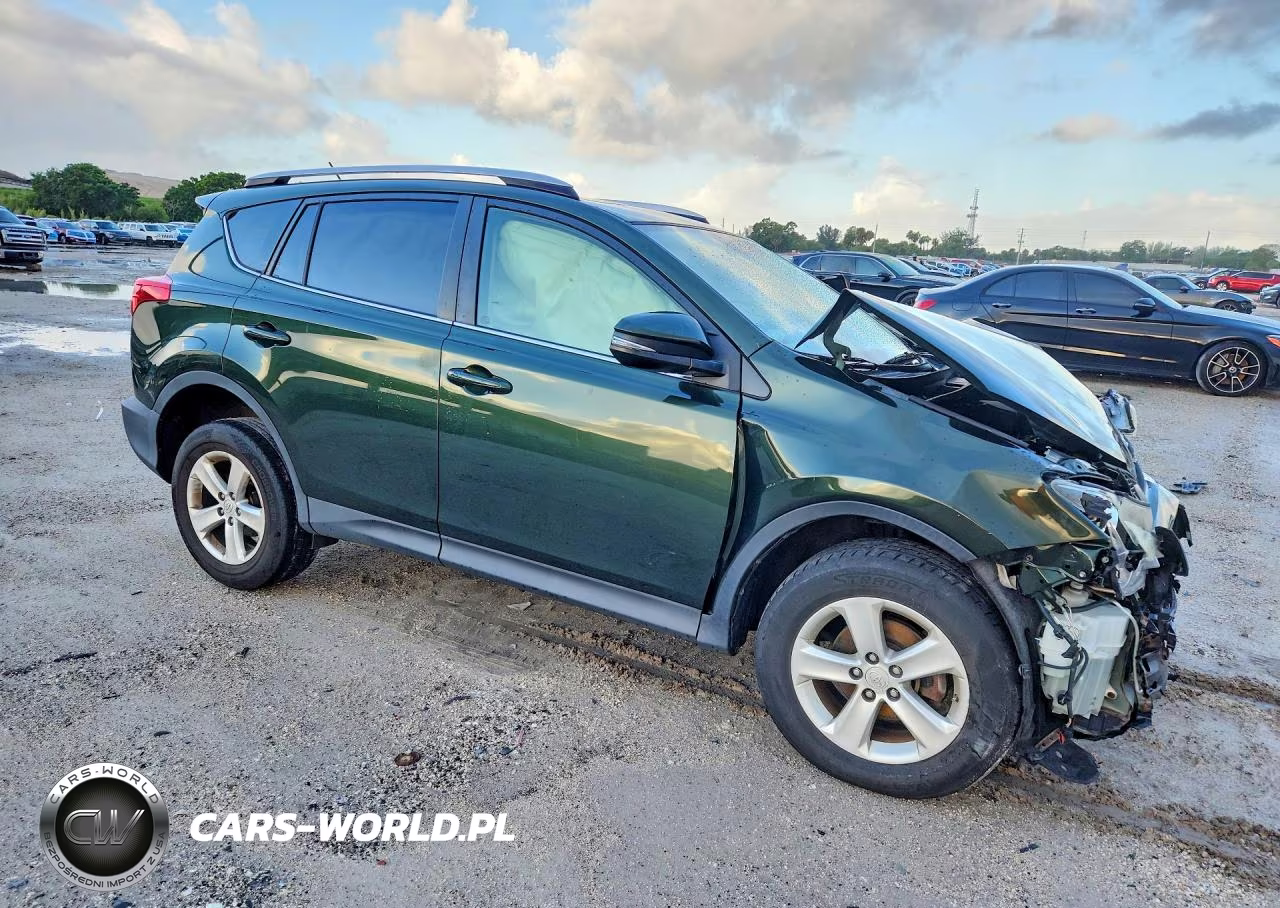2013 Toyota Rav4 Xle VIN:JTMRFREVXD5010817 - 4