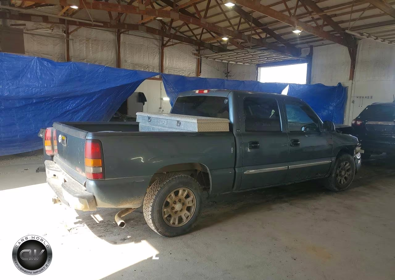 2006 GMC New Sierra C1500 VIN:2GTEC13Z561322529 - 3