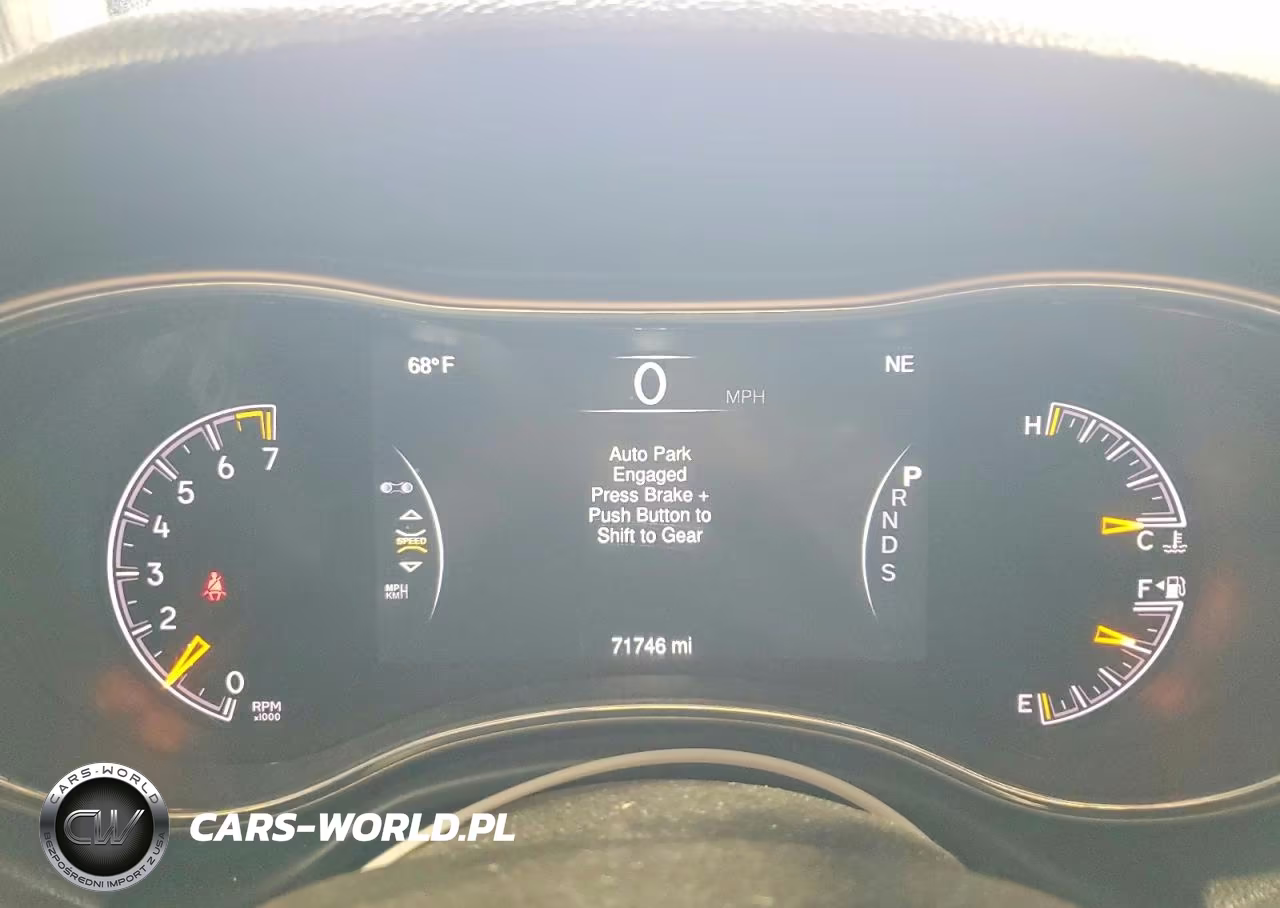 2014 Jeep Grand Cherokee Laredo VIN:1C4RJFAG3EC256433 - 9