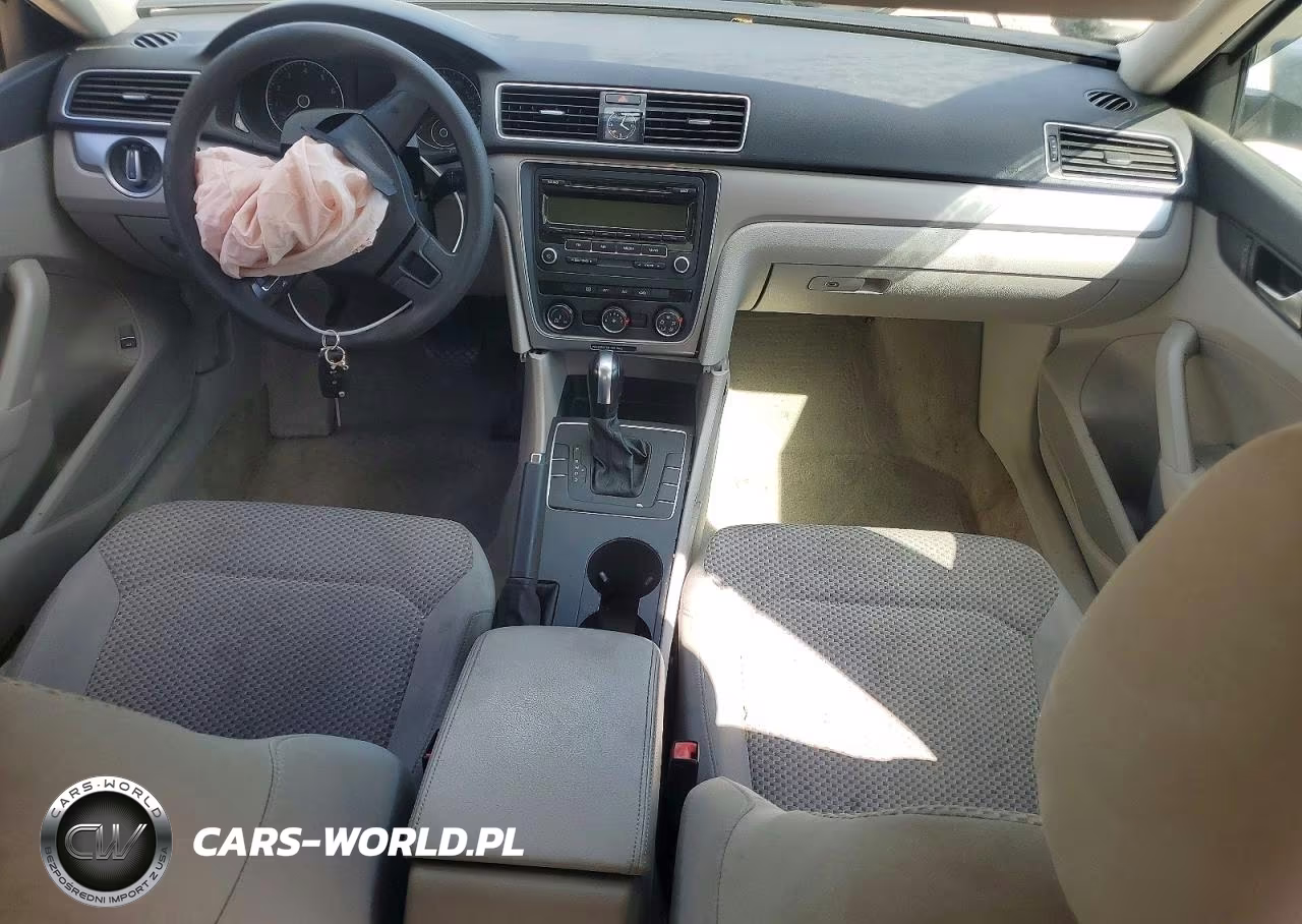 2013 Volkswagen Passat S VIN:1VWAH7A34DC008537 - 8