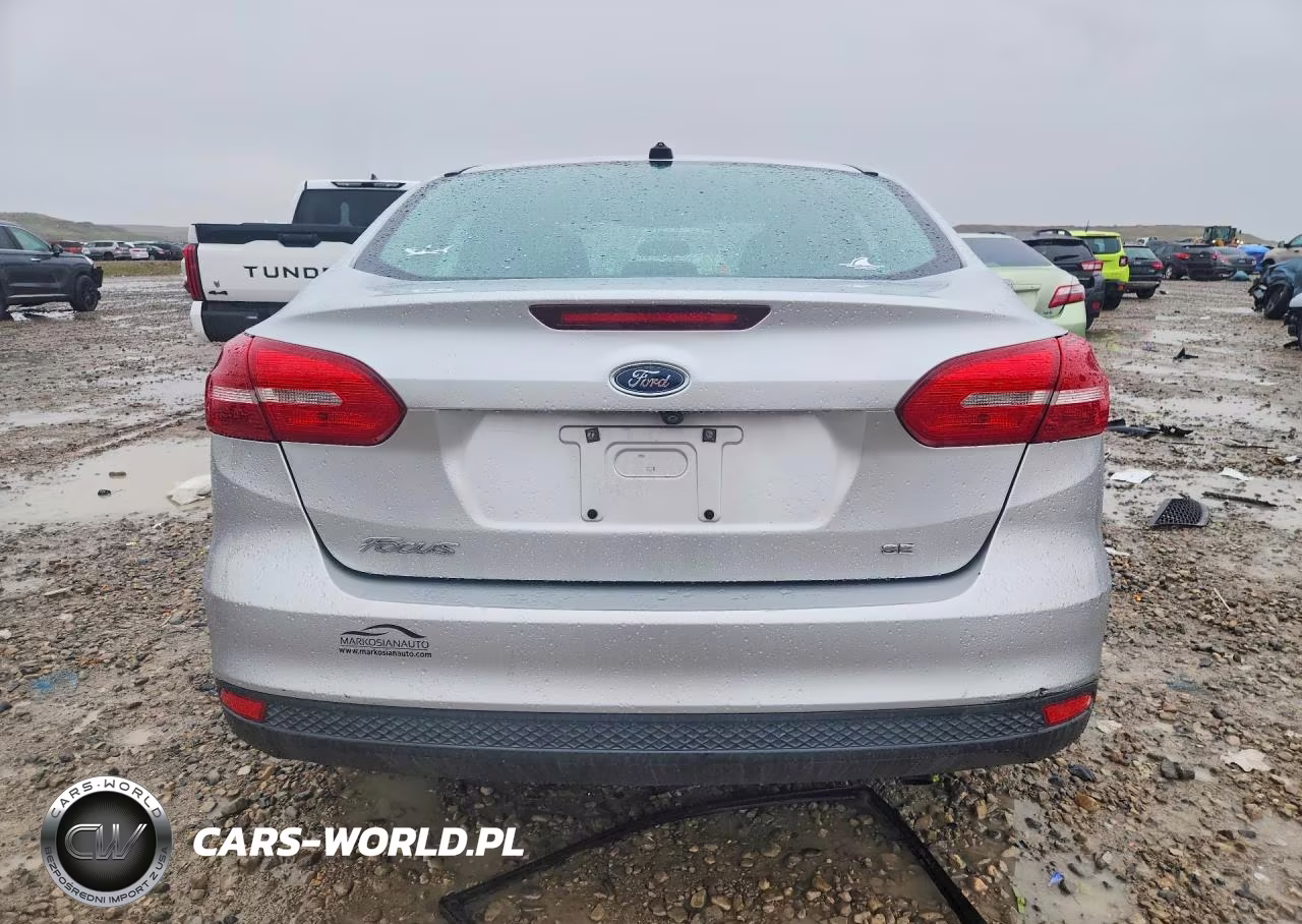 2015 Ford Focus Se VIN:1FADP3F20FL370241 - 6