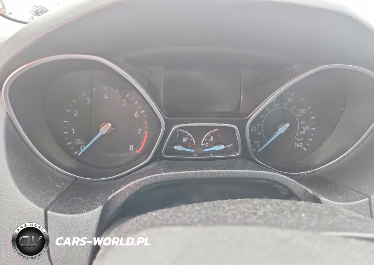 2015 Ford Focus Se VIN:1FADP3F20FL370241 - 9