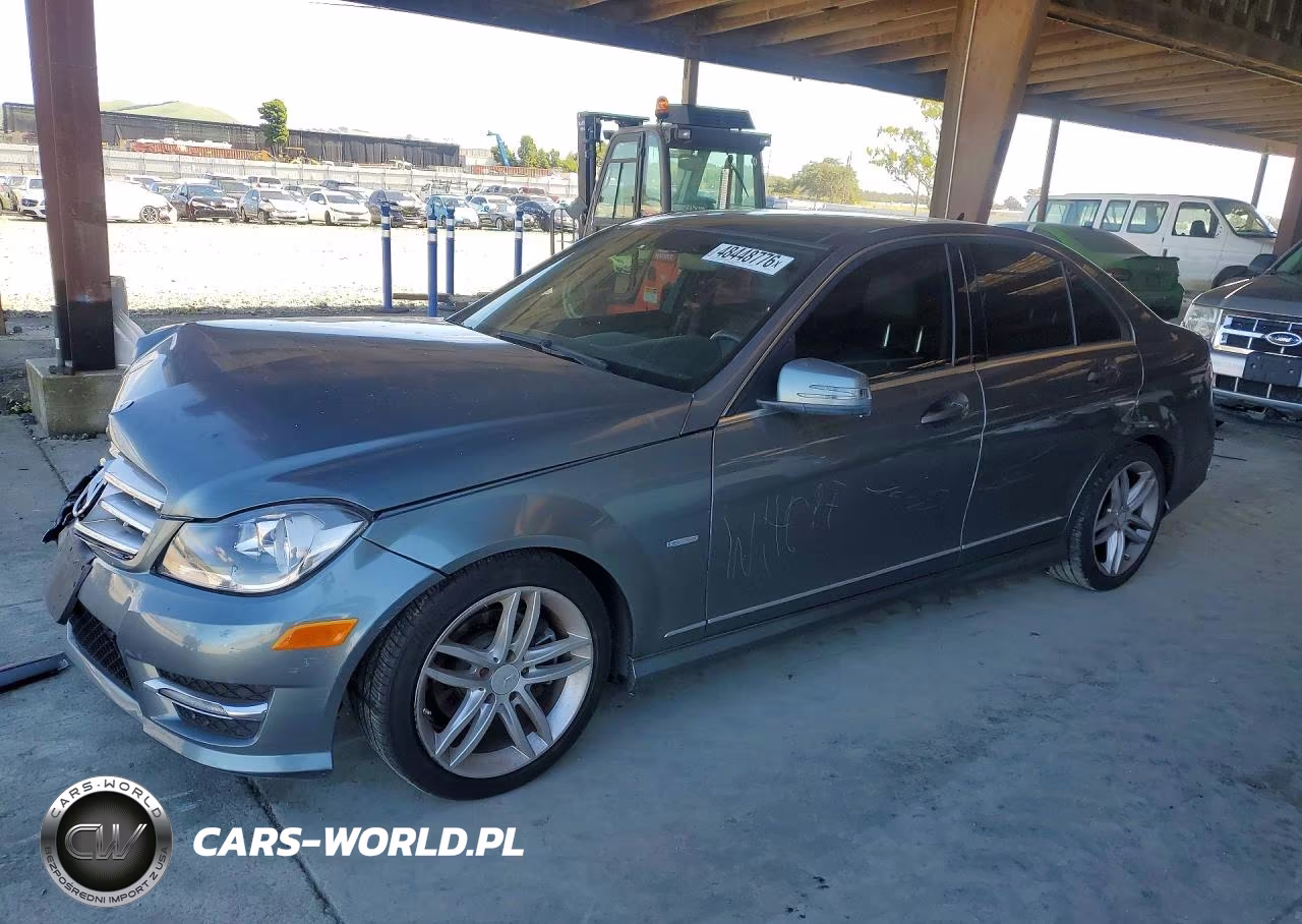 2012 Mercedes-Benz C 250 – zdjęcie 1 z 12