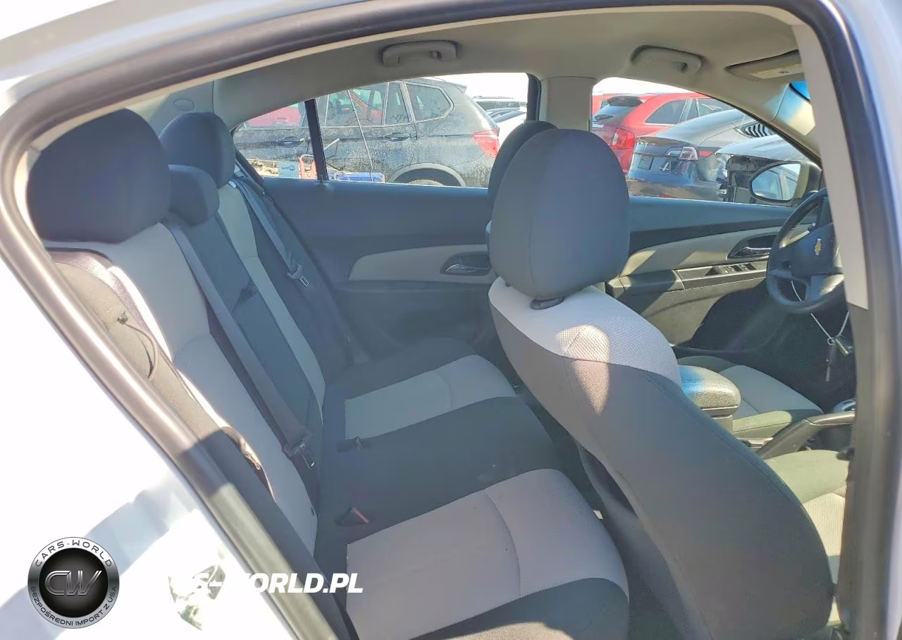 2011 Chevrolet Cruze Ls VIN:1G1PC5SH4B7219276 - 10