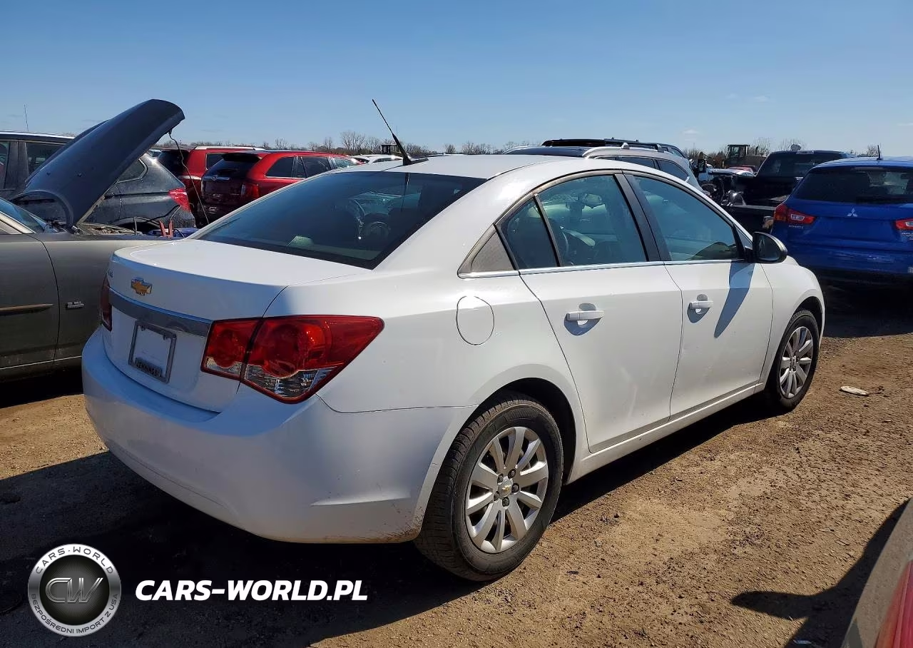 2011 Chevrolet Cruze Ls VIN:1G1PC5SH4B7219276 - 3