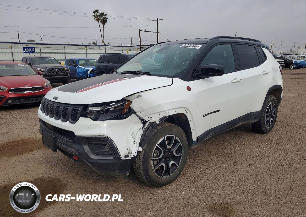 2025 Jeep Compass Trailhawk