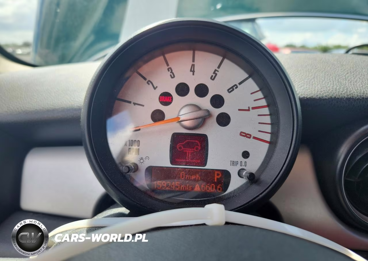 2011 Mini Cooper VIN:WMWSU3C52BT096251 - 9