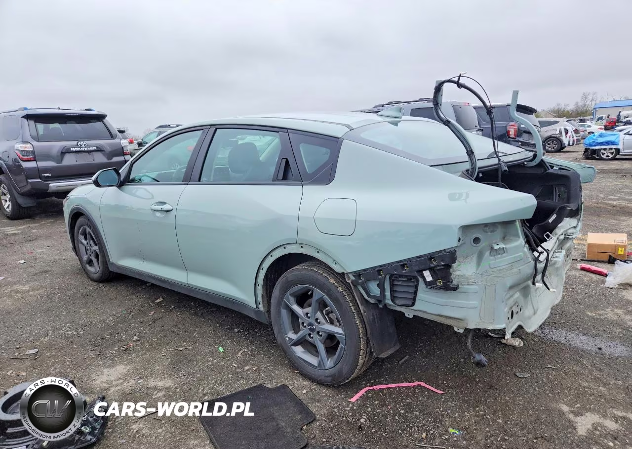 2025 Kia K4 Lxs VIN:3KPFT4DE9SE025360 - 2