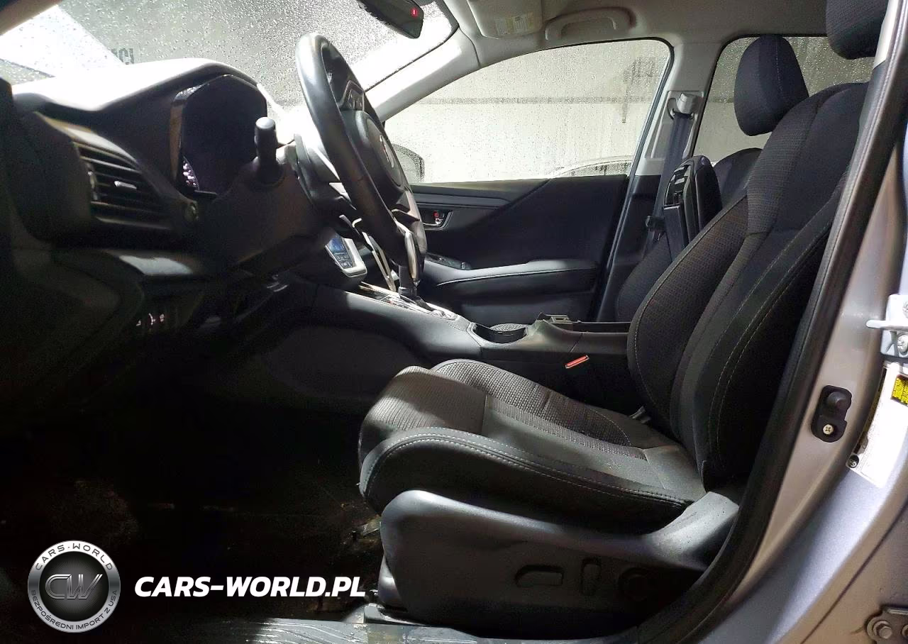 2025 Subaru Outback Premium VIN:4S4BTADCXS3126812 - 7