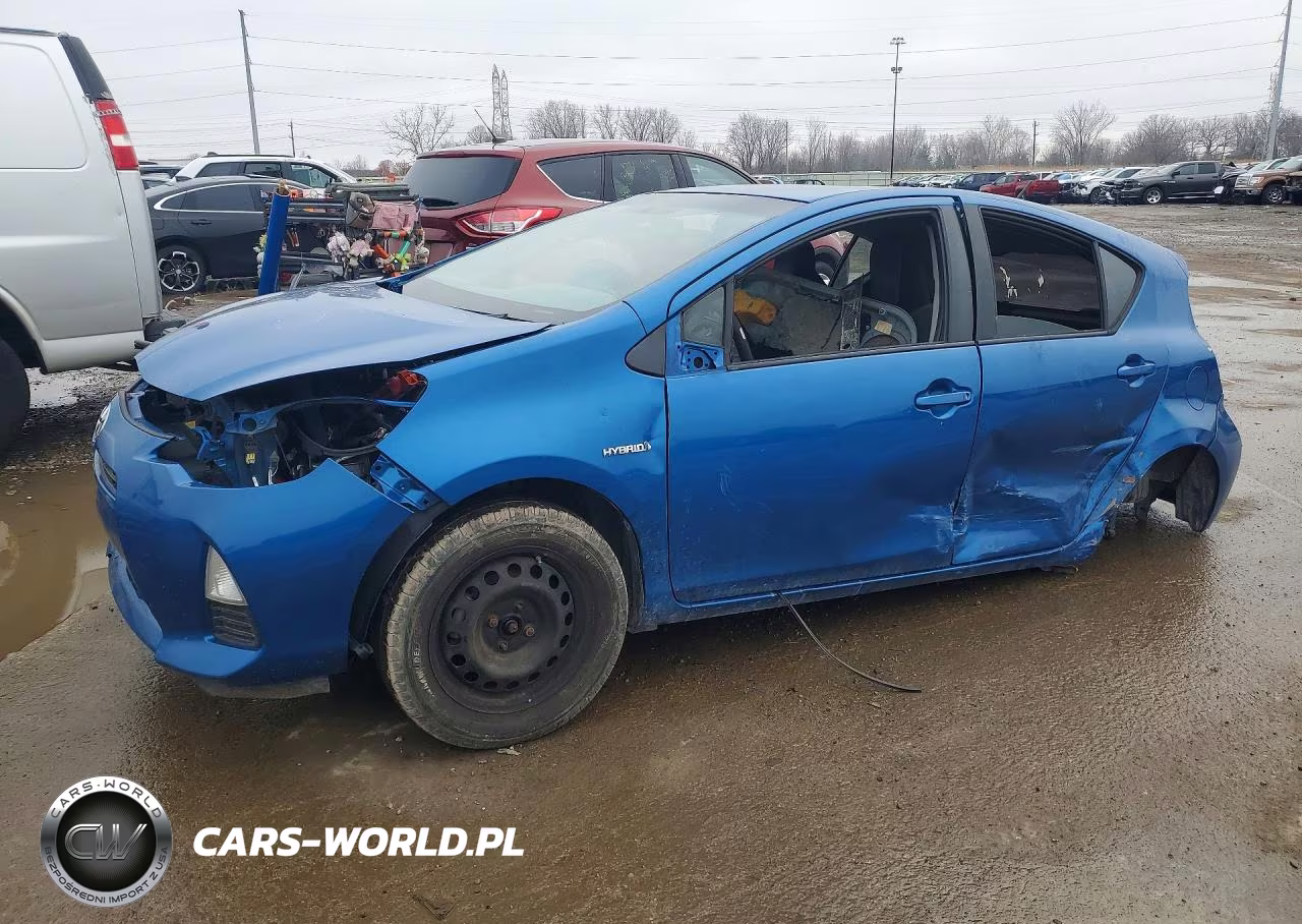 2013 Toyota Prius C One