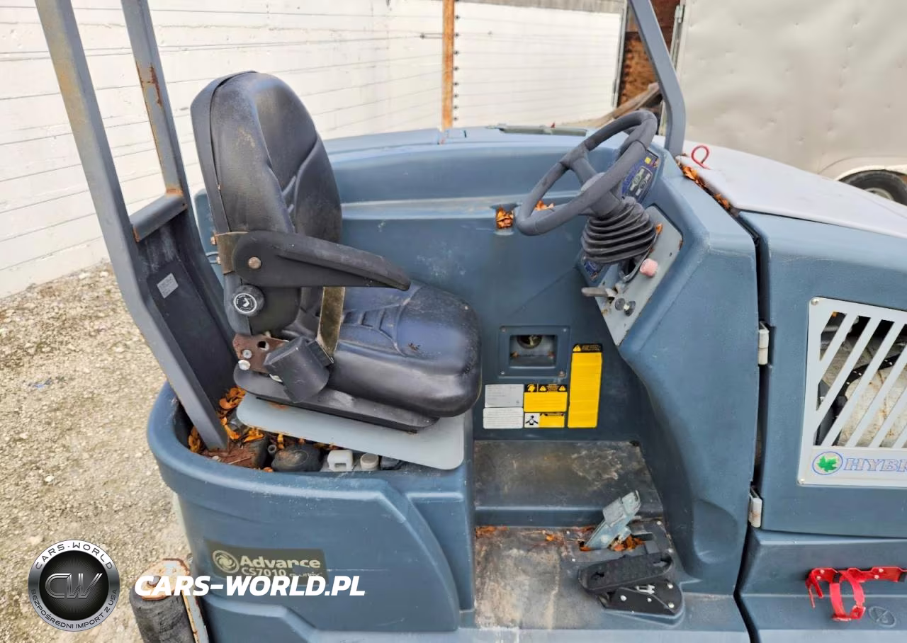 2014 Advance Cs7010 Sweeper VIN:1000066650 - 5