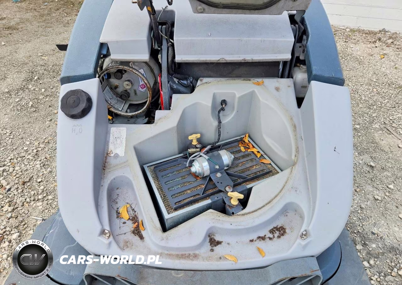 2014 Advance Cs7010 Sweeper VIN:1000066650 - 7