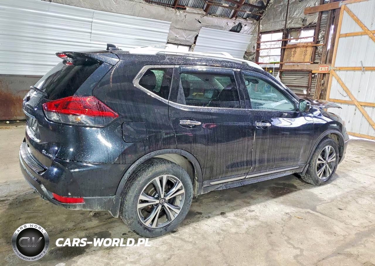 2018 Nissan Rogue S VIN:5N1AT2MV1JC821181 - 3