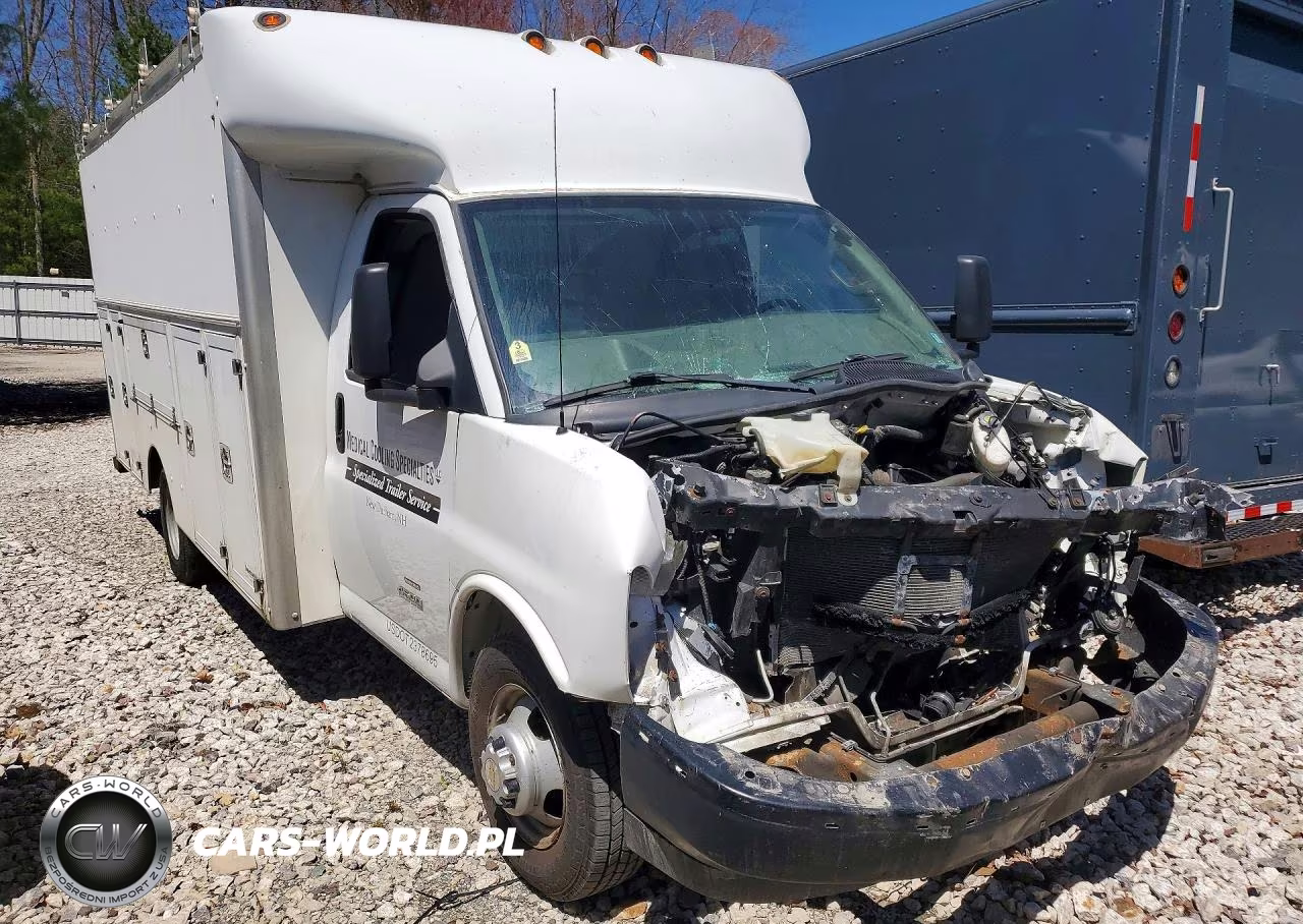 2019 Chev Express G4500 VIN:1HA6GUCGXKN013118 - 4