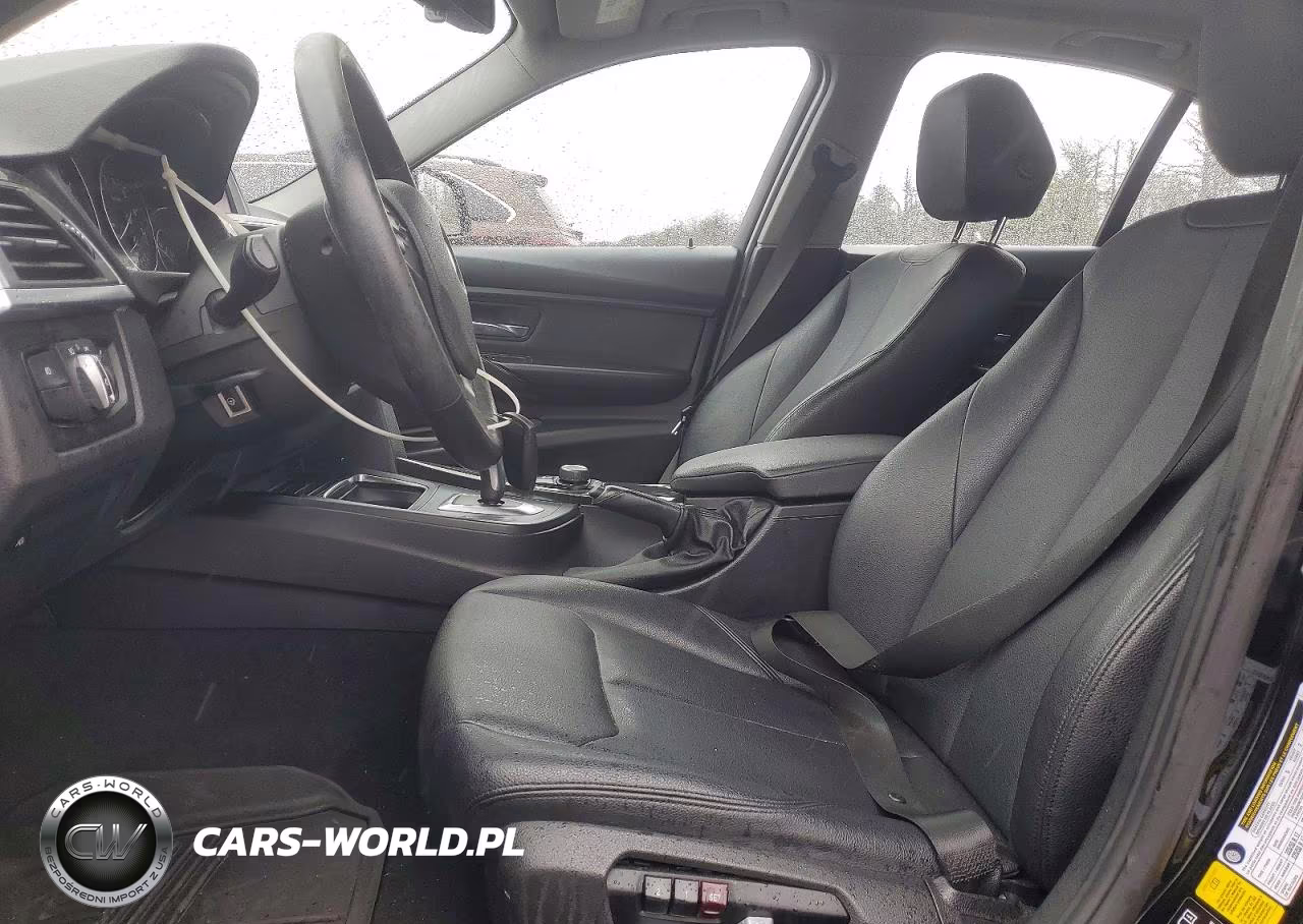 2018 BMW 320 Xi VIN:WBA8A3C5XJA492229 - 7