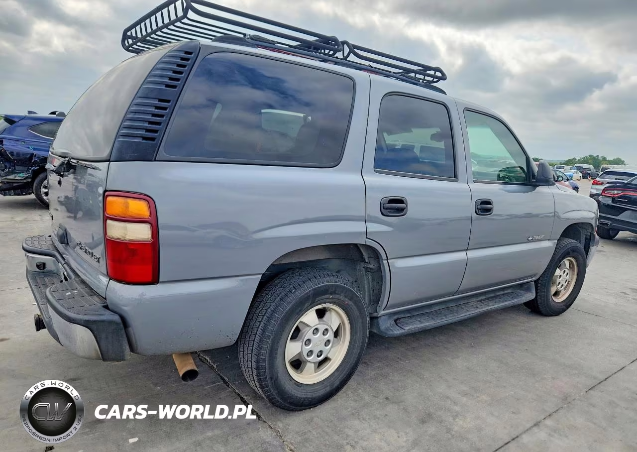 2002 Chevrolet Tahoe C1500 VIN:1GNEC13Z52R264463 - 3