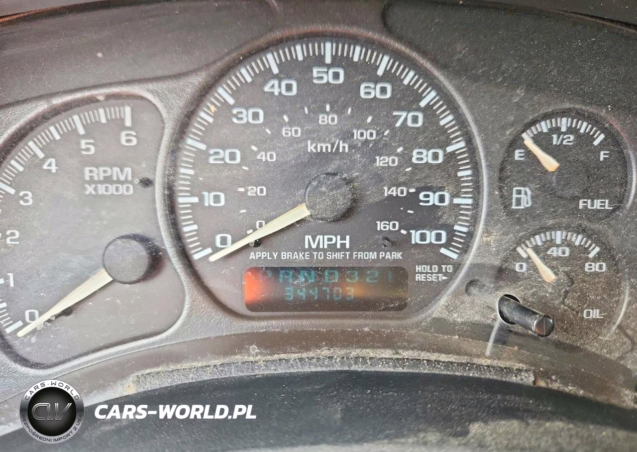 2002 Chevrolet Tahoe C1500 VIN:1GNEC13Z52R264463 - 9
