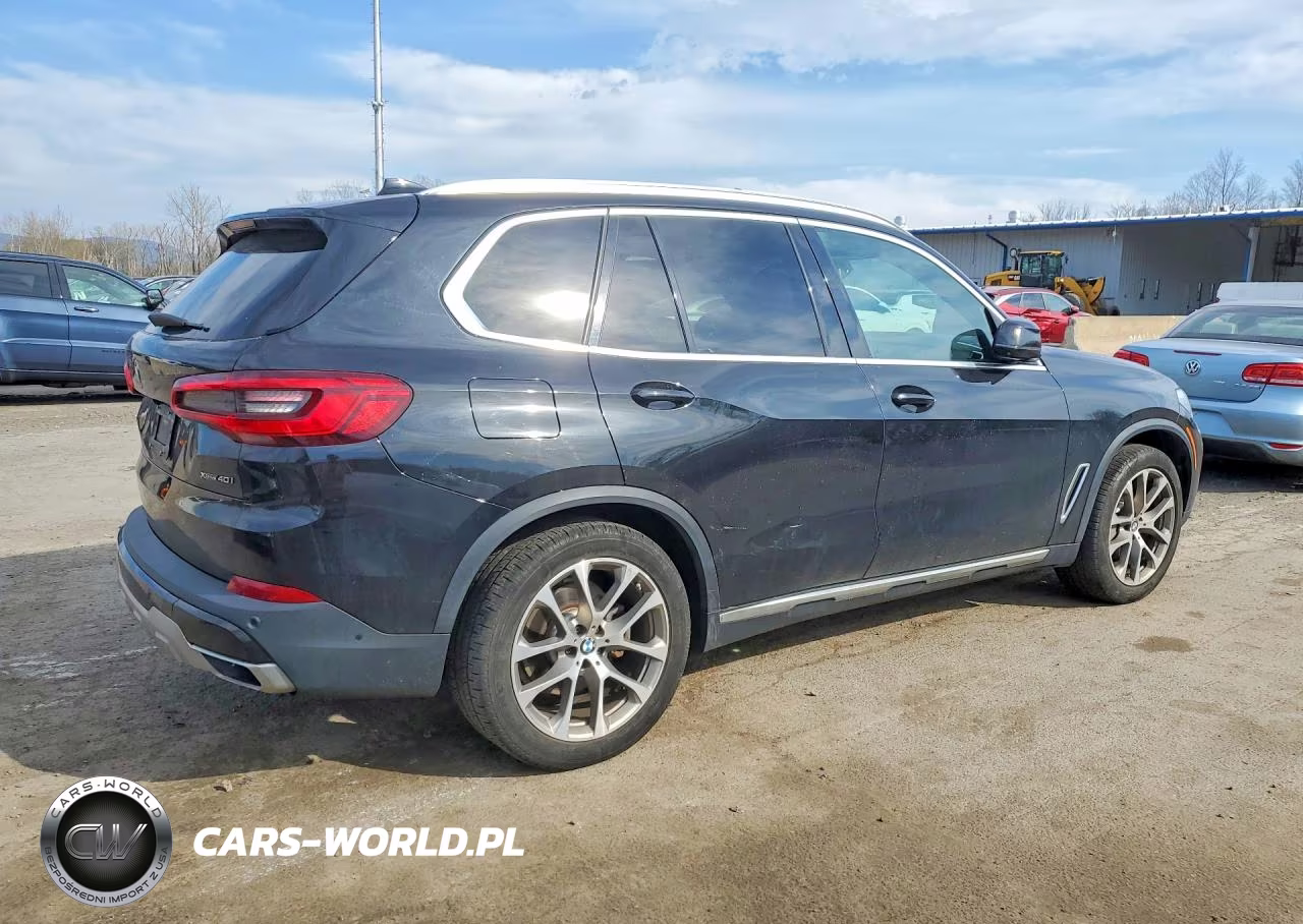 2019 BMW X5 xDrive40I VIN:5UXCR6C57KLL35057 - 3