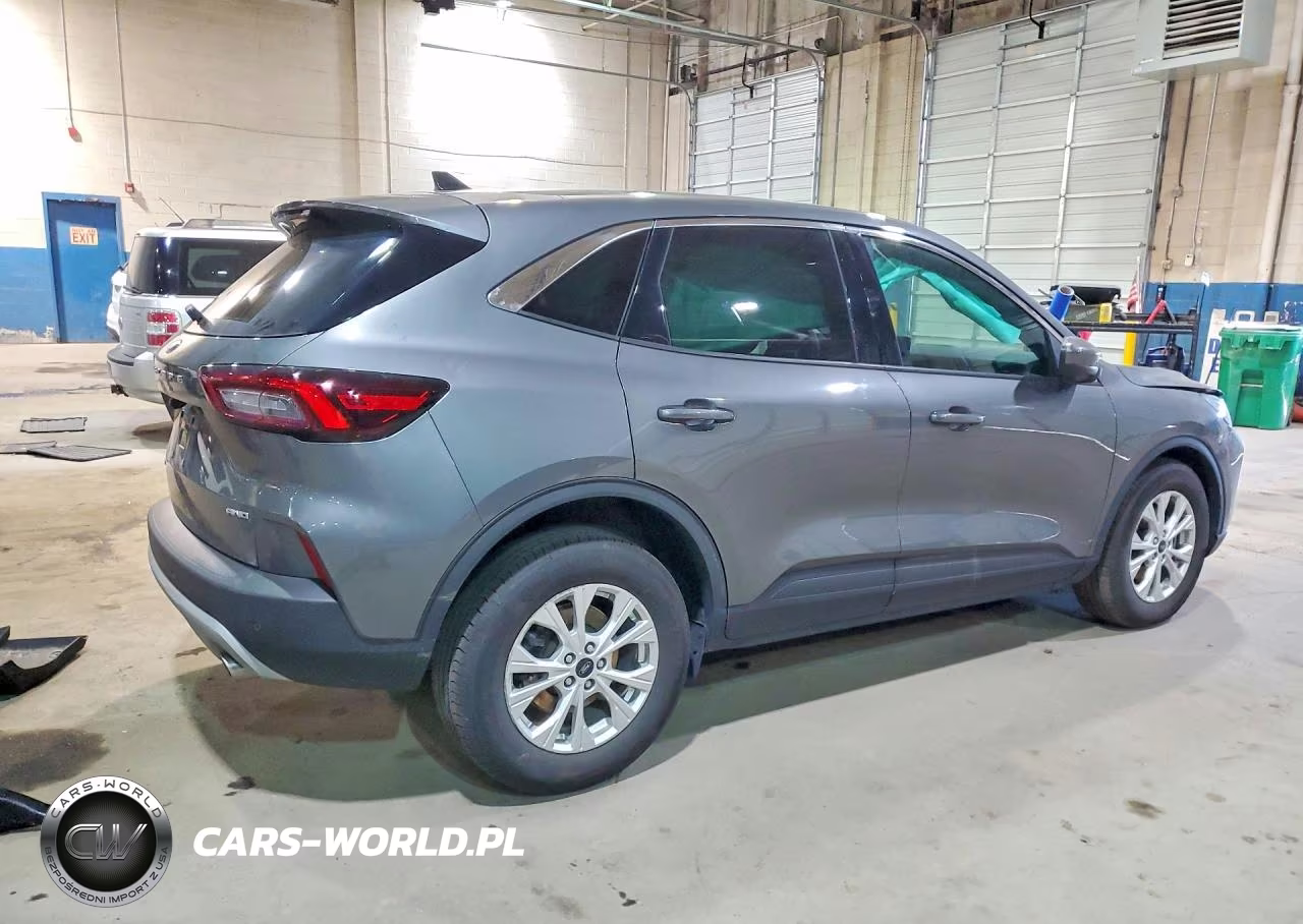 2023 Ford Escape Active VIN:1FMCU9GN3PUB32059 - 3