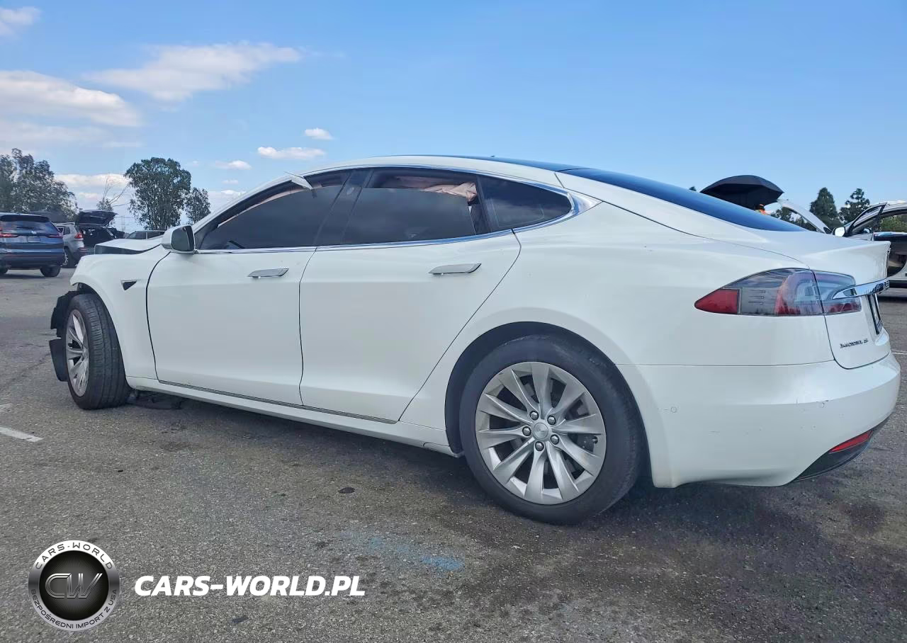 2017 Tesla Model S VIN:5YJSA1E26HF217989 - 2