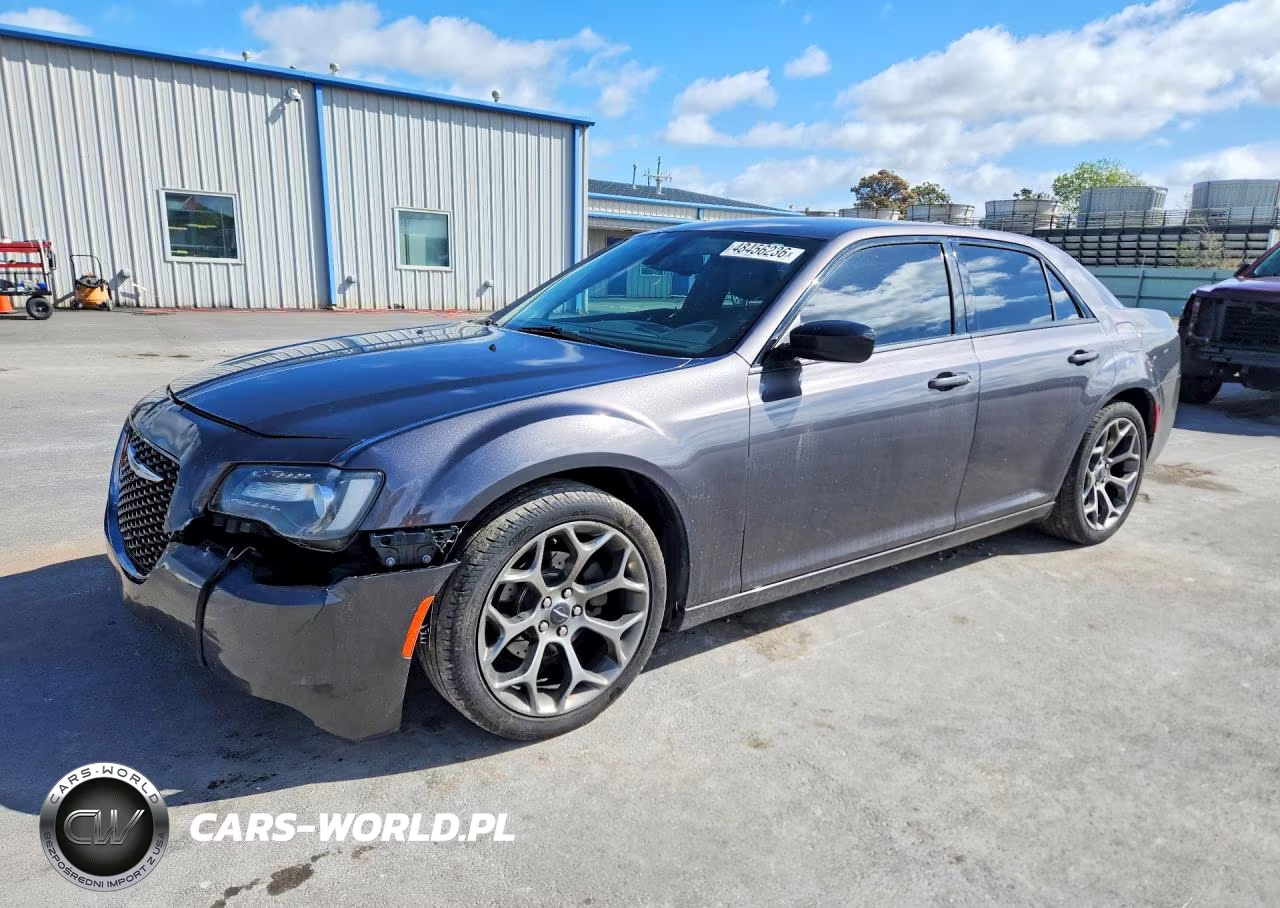 2018 Chrysler 300 Touring