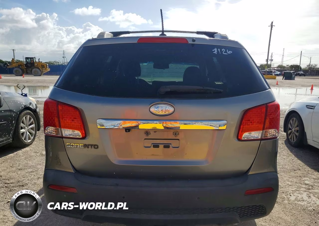 2012 Kia Sorento Lx VIN:5XYKT3A63CG206447 - 6