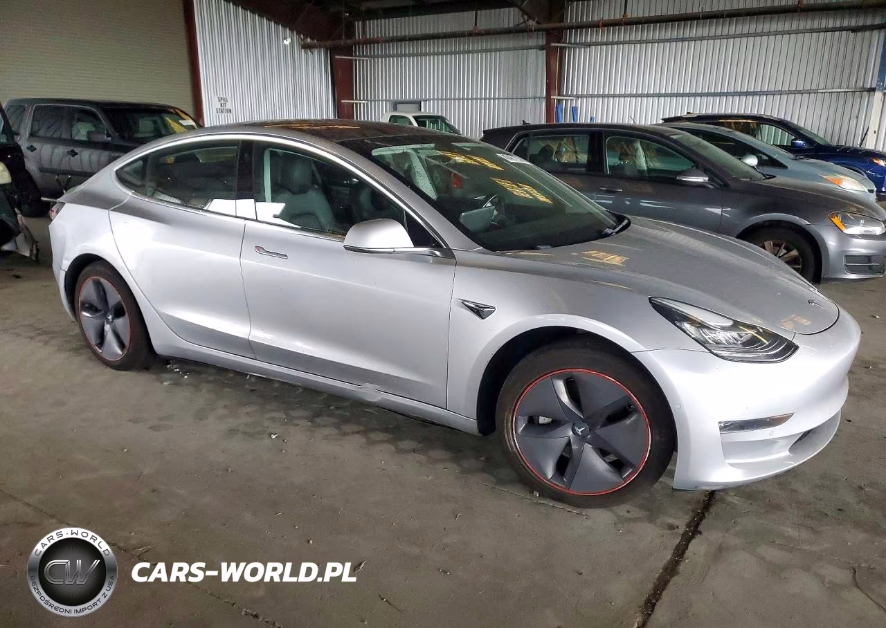 2018 Tesla Model 3 VIN:5YJ3E1EA7JF044022 - 4