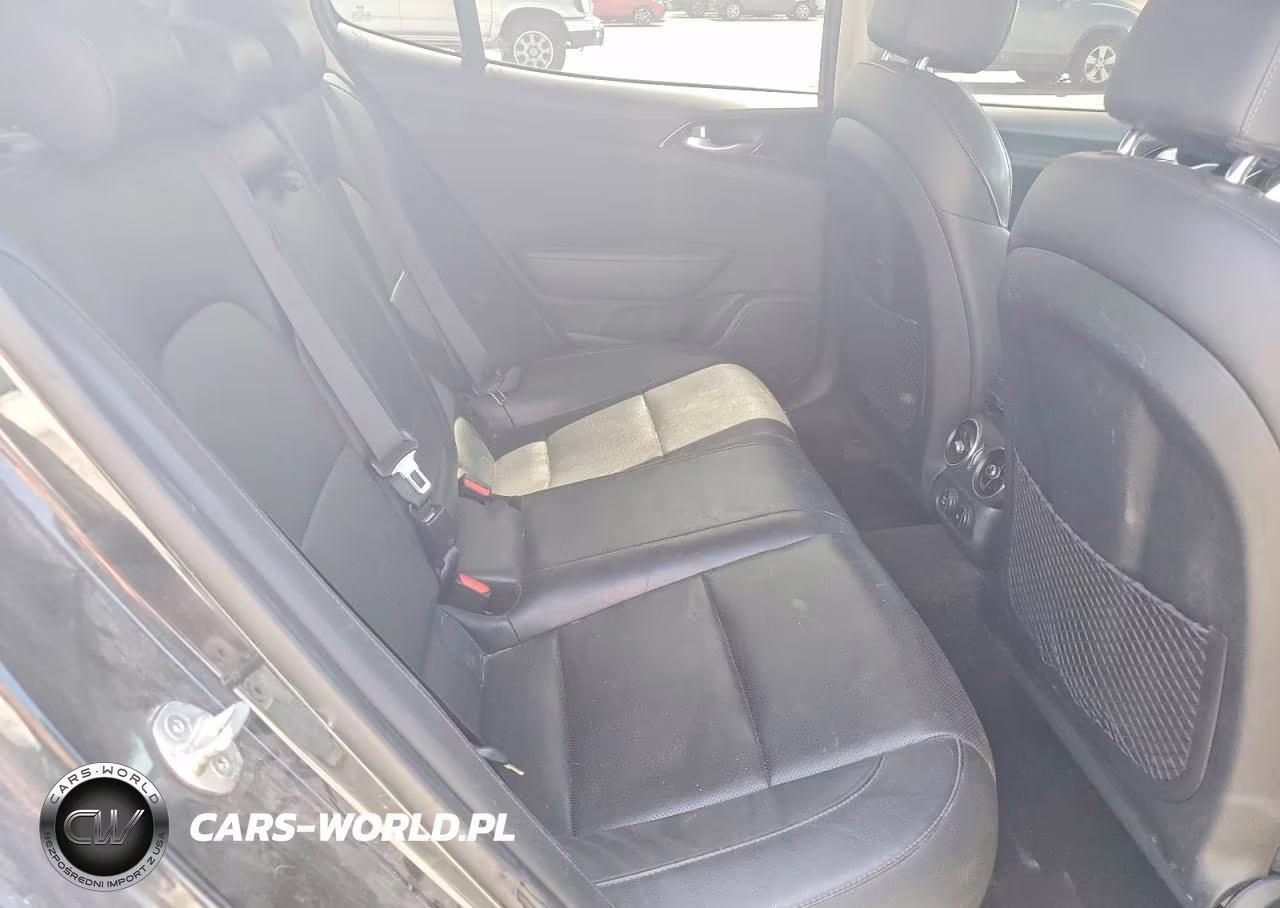 2019 Kia Stinger Base VIN:KNAE15LA1K6060046 - 10