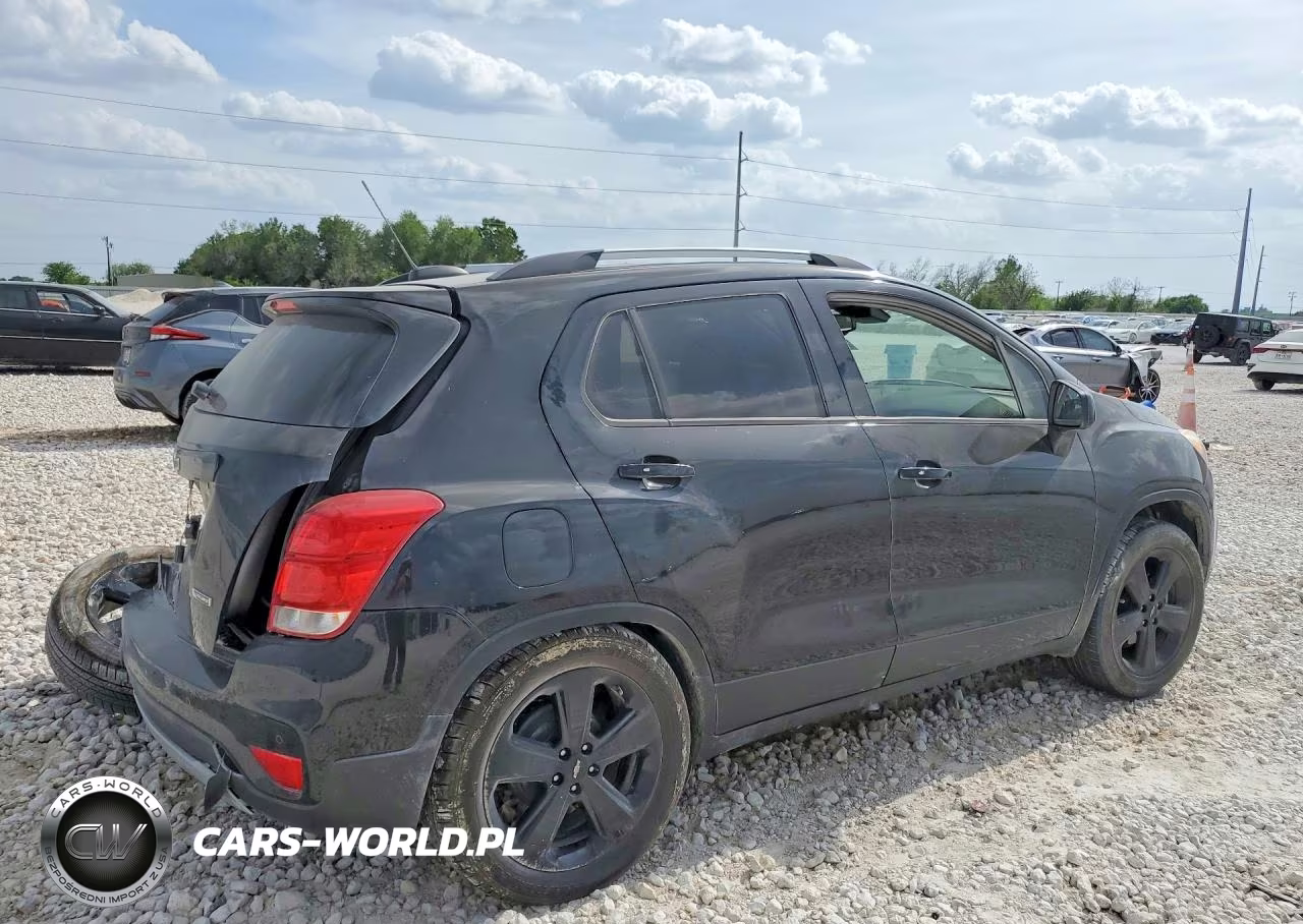 2018 Chevrolet Trax Premier VIN:KL7CJMSB3JB634244 - 3