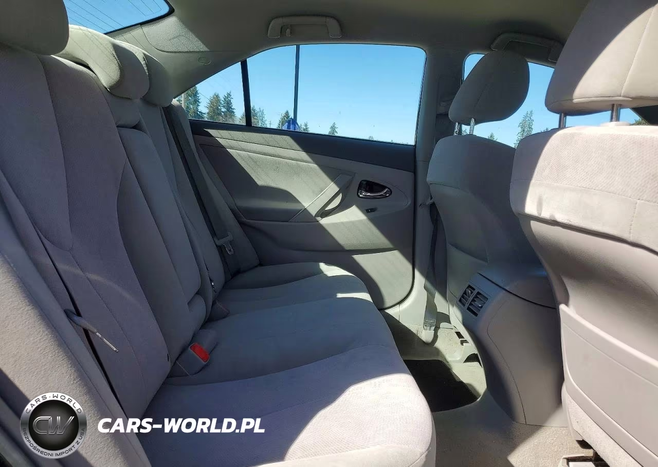 2010 Toyota Camry Hybrid Base VIN:4T1BB3EK2AU125683 - 10