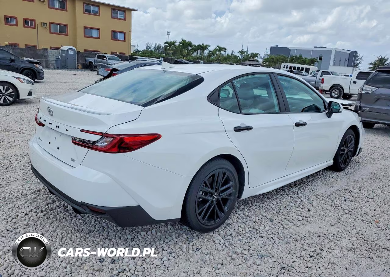 2026 Toyota Camry Se VIN:4T1DAACK7TU234971 - 3