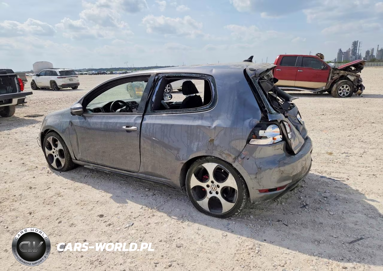 2012 Volkswagen Gti 2-Door VIN:WVWFD7AJ8CW135856 - 2