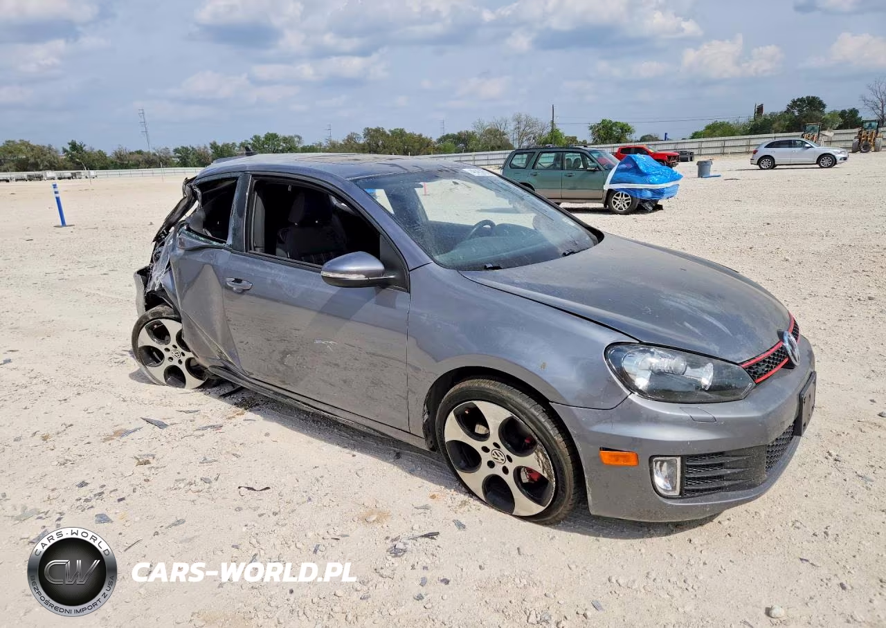 2012 Volkswagen Gti 2-Door VIN:WVWFD7AJ8CW135856 - 4