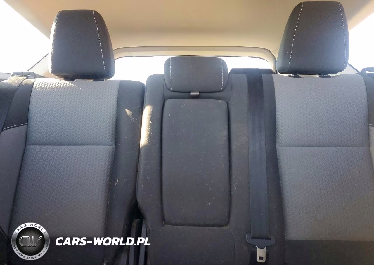 2017 Ford Escape Se VIN:1FMCU0GD8HUC76856 - 10
