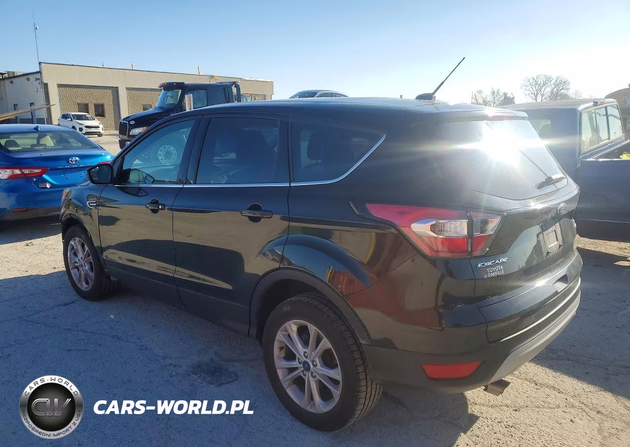 2017 Ford Escape Se VIN:1FMCU0GD8HUC76856 - 2