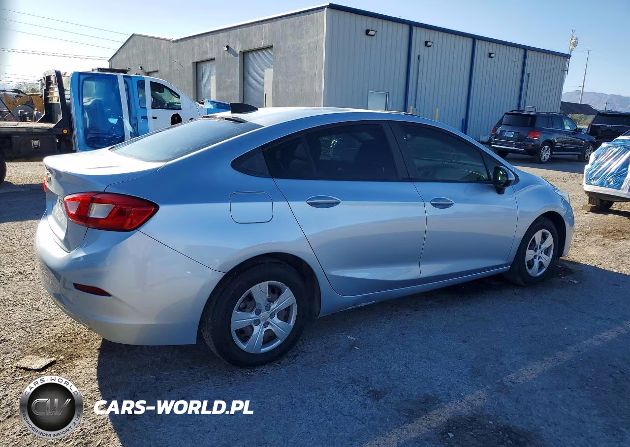 2018 Chevrolet Cruze Ls VIN:1G1BC5SMXJ7200933 - 3