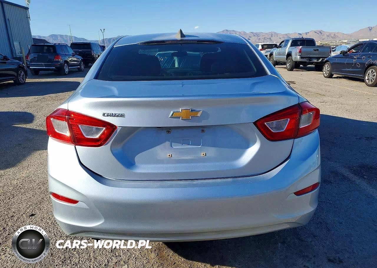 2018 Chevrolet Cruze Ls VIN:1G1BC5SMXJ7200933 - 6
