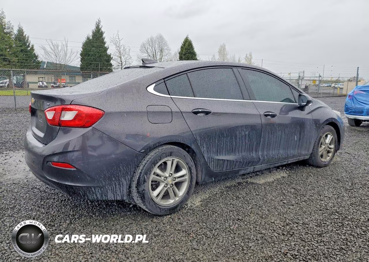 2017 Chevrolet Cruze Lt VIN:1G1BE5SMXH7114994 - 3