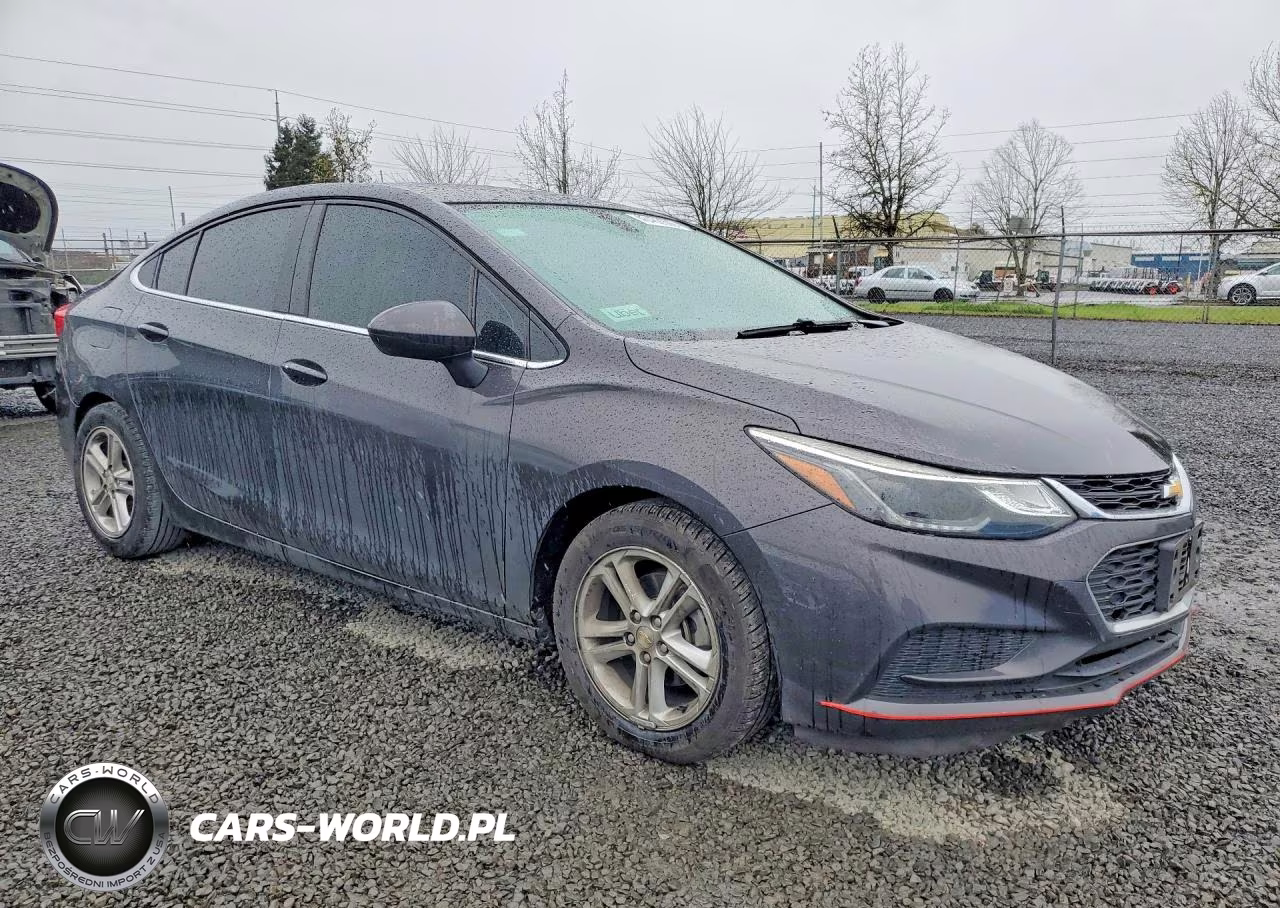 2017 Chevrolet Cruze Lt VIN:1G1BE5SMXH7114994 - 4