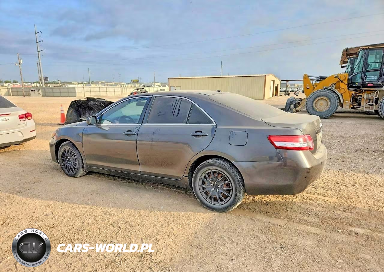 2011 Toyota Camry Le VIN:4T1BF3EK5BU775307 - 2
