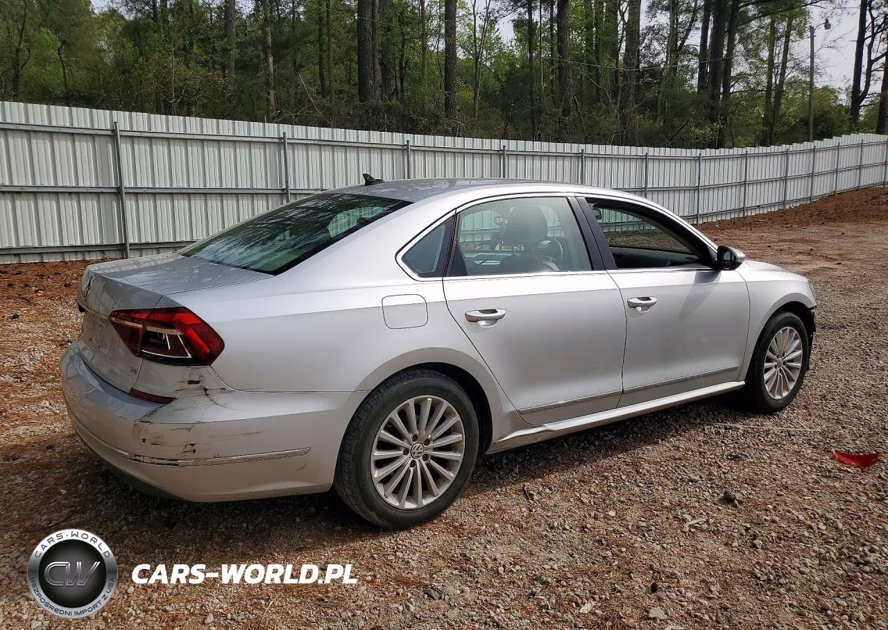2017 Volkswagen Passat VIN:1VWBT7A38HC053120 - 3