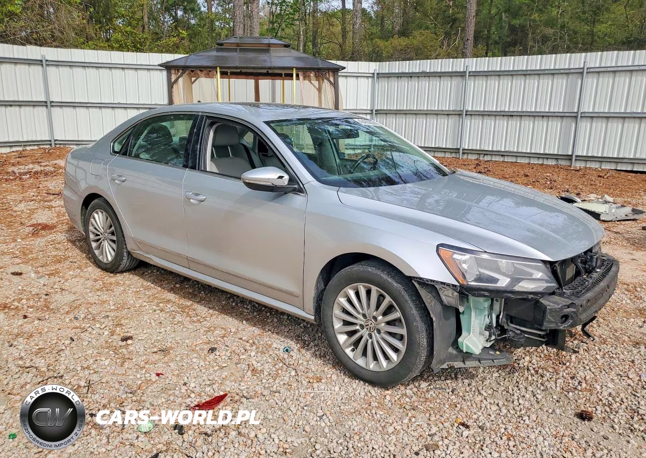 2017 Volkswagen Passat VIN:1VWBT7A38HC053120 - 4