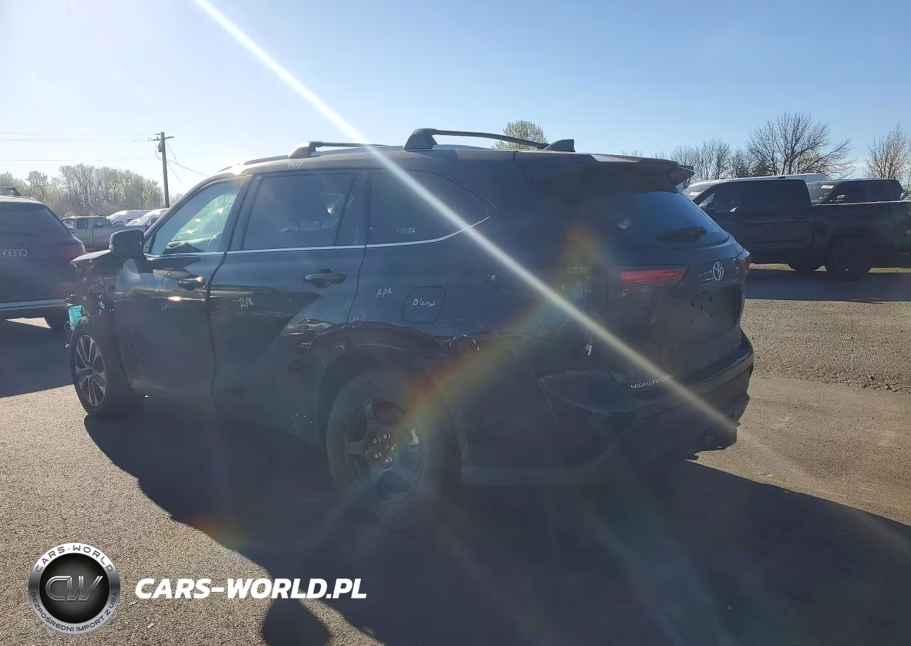 2022 Toyota Highlander Xle VIN:5TDHZRBHXNS230066 - 2
