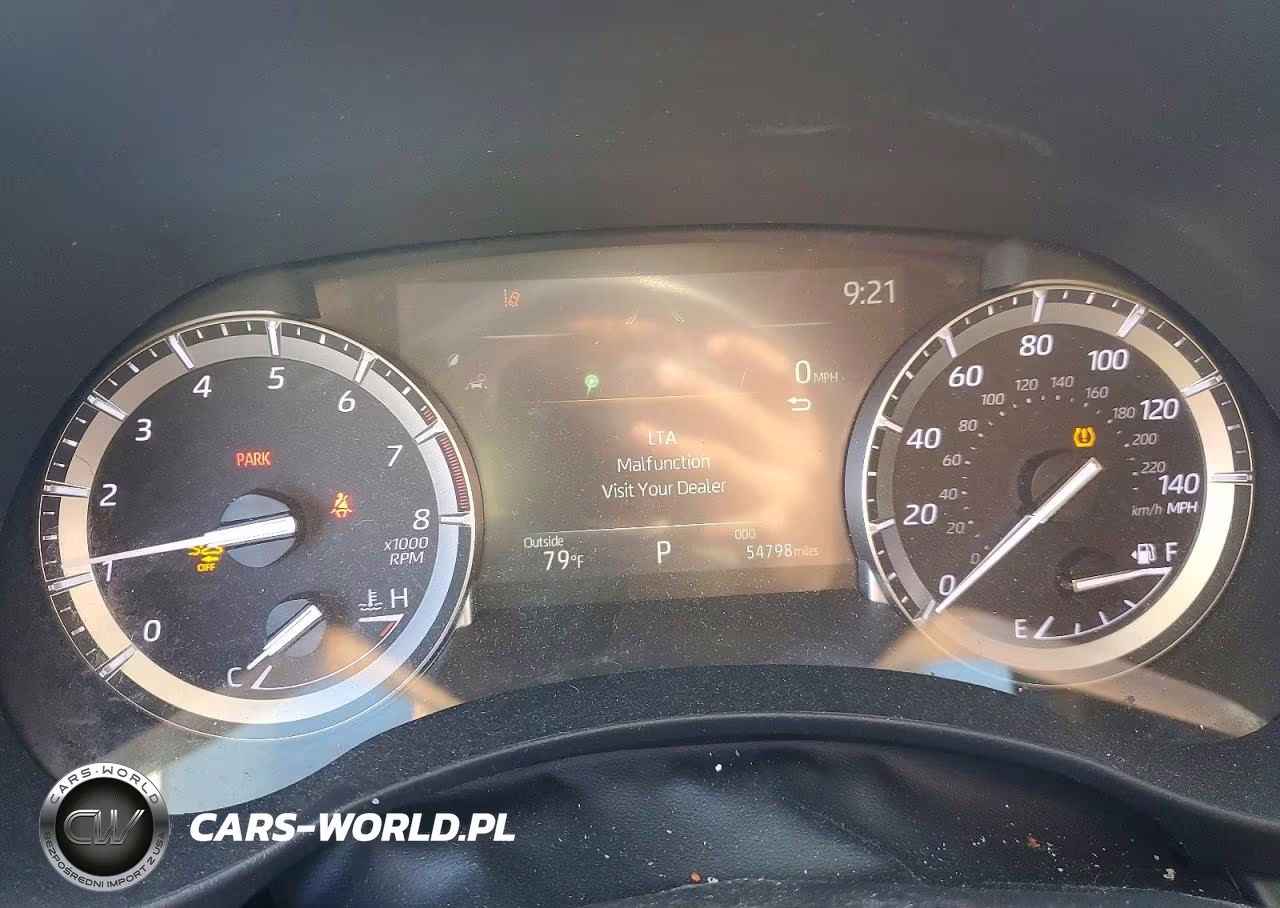 2022 Toyota Highlander Xle VIN:5TDHZRBHXNS230066 - 9