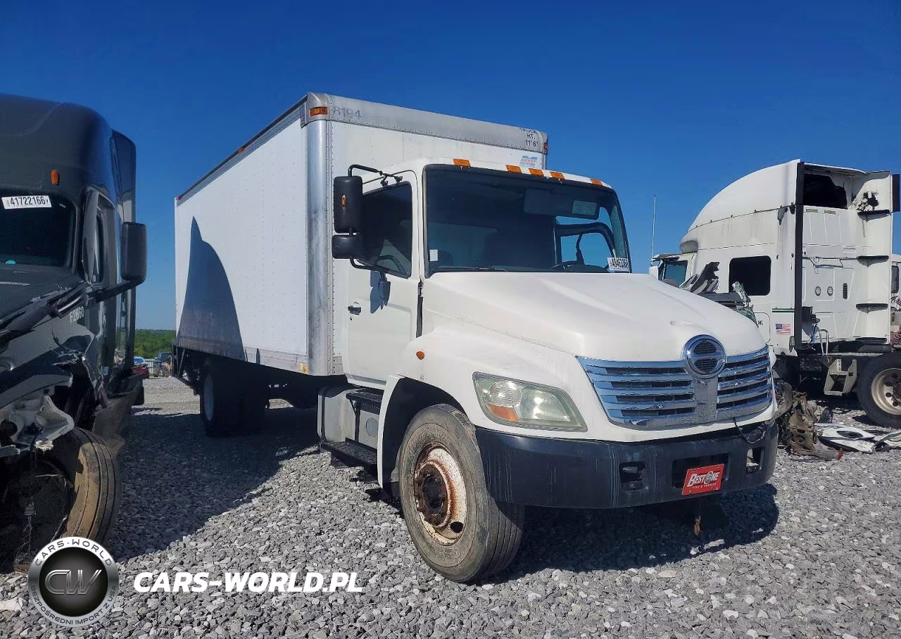 2008 Hino Hino 268